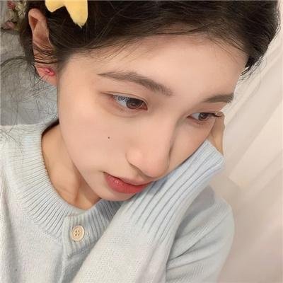 带着魔术盒的男人